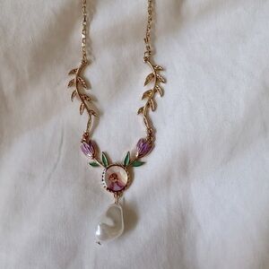 BOGO Maid Marion Necklace- Robin Hood NWT